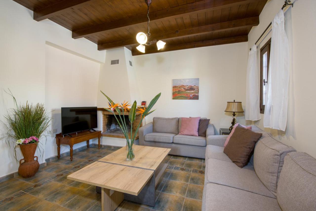 Douliana Villas Bagian luar foto