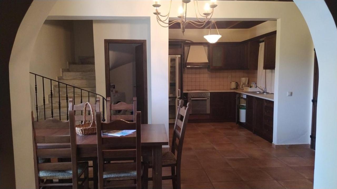 Douliana Villas Bagian luar foto