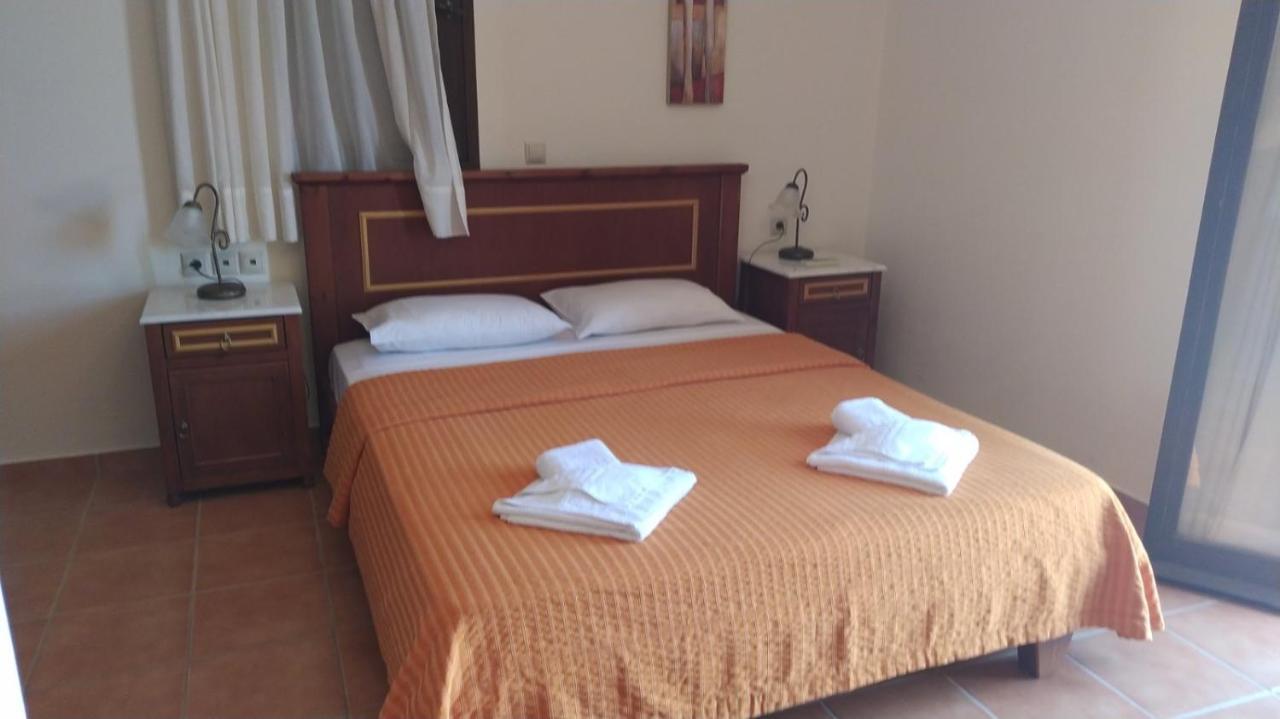 Douliana Villas Bagian luar foto