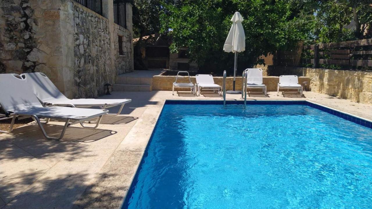 Douliana Villas Bagian luar foto