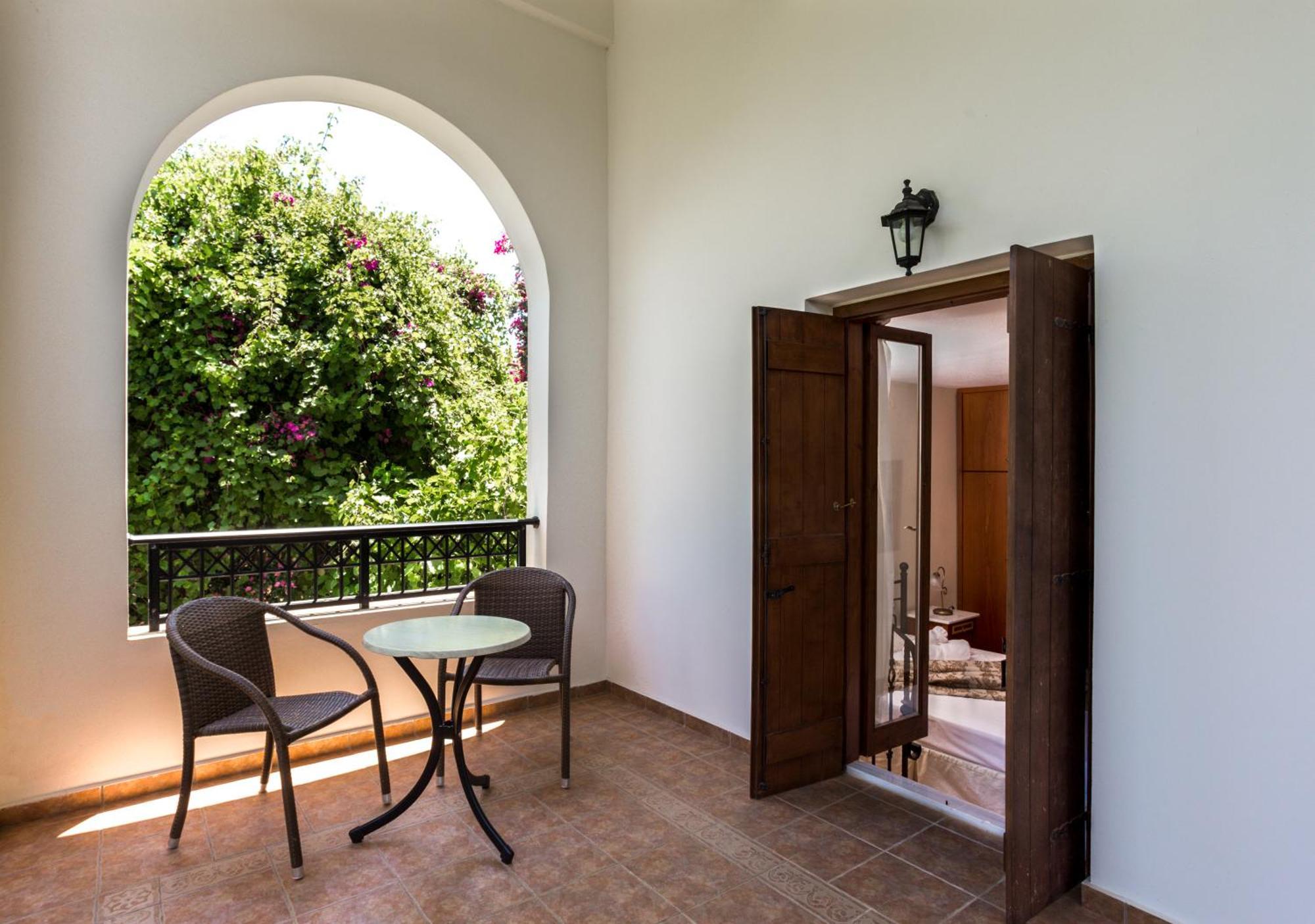 Douliana Villas Ruang foto