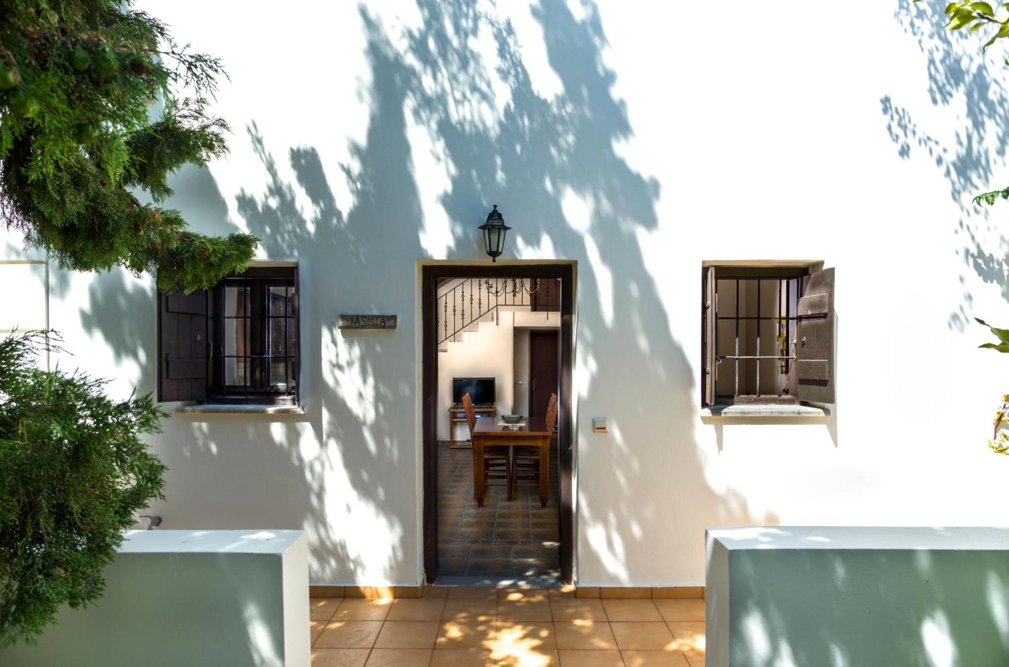 Douliana Villas Ruang foto