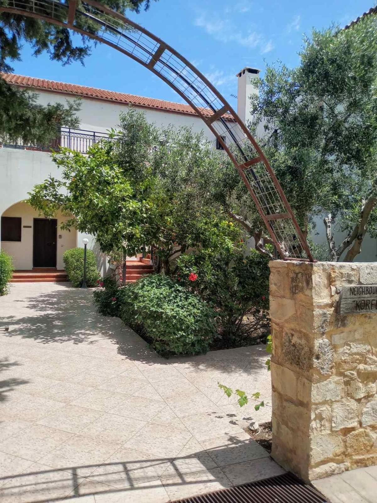 Douliana Villas Bagian luar foto
